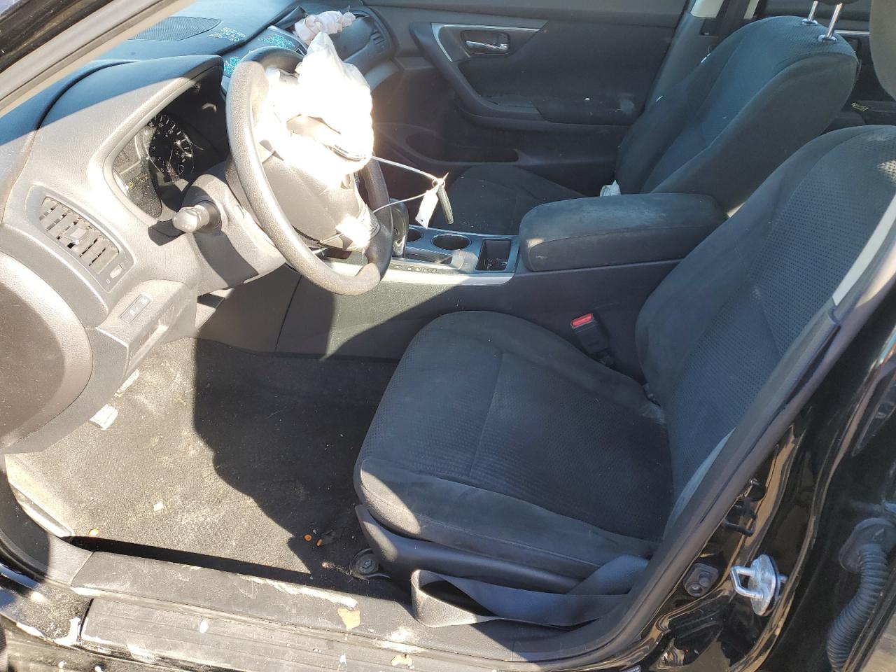 2015 Nissan Altima - Image 7