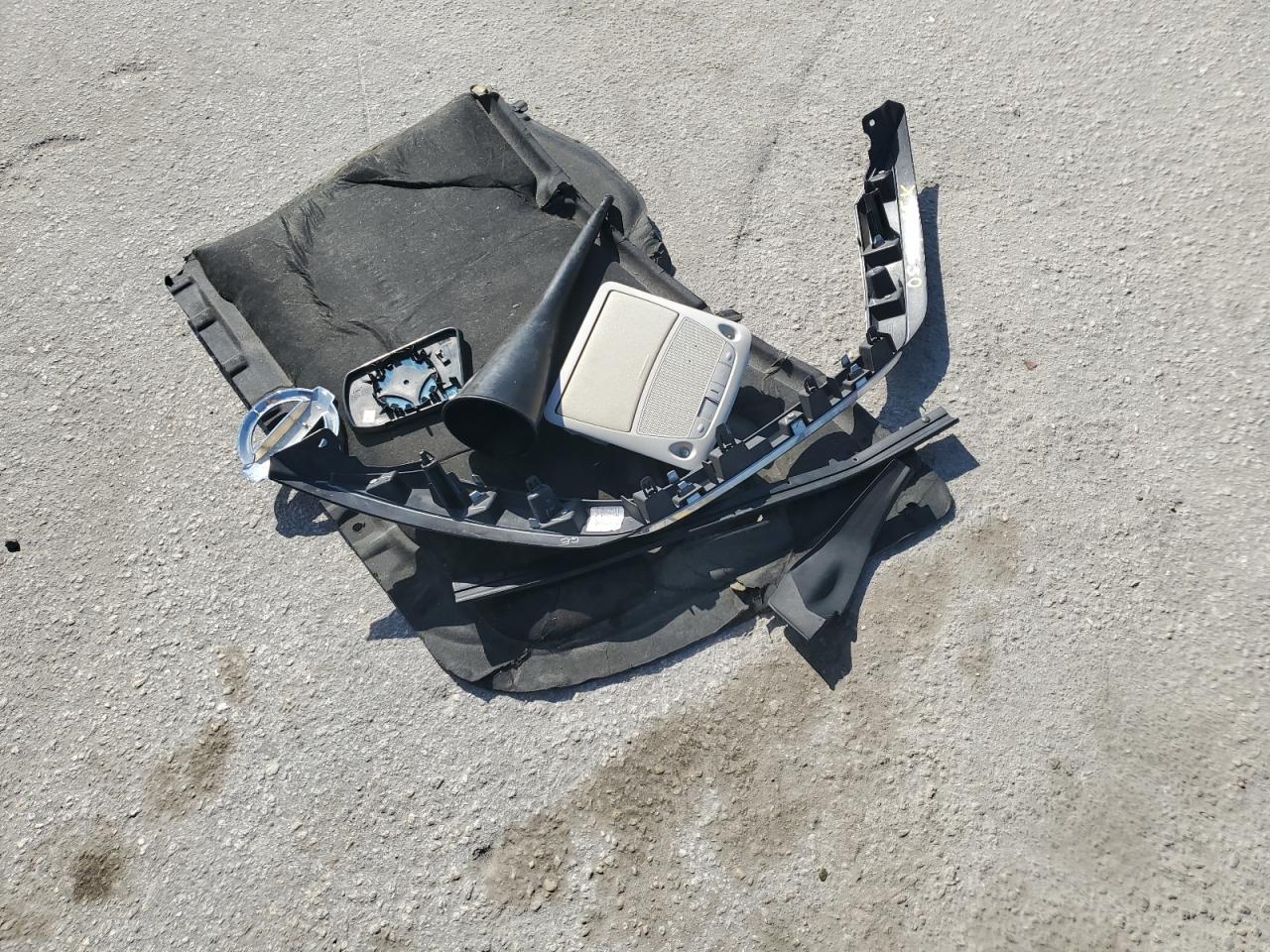 2017 Nissan Altima - Image 12