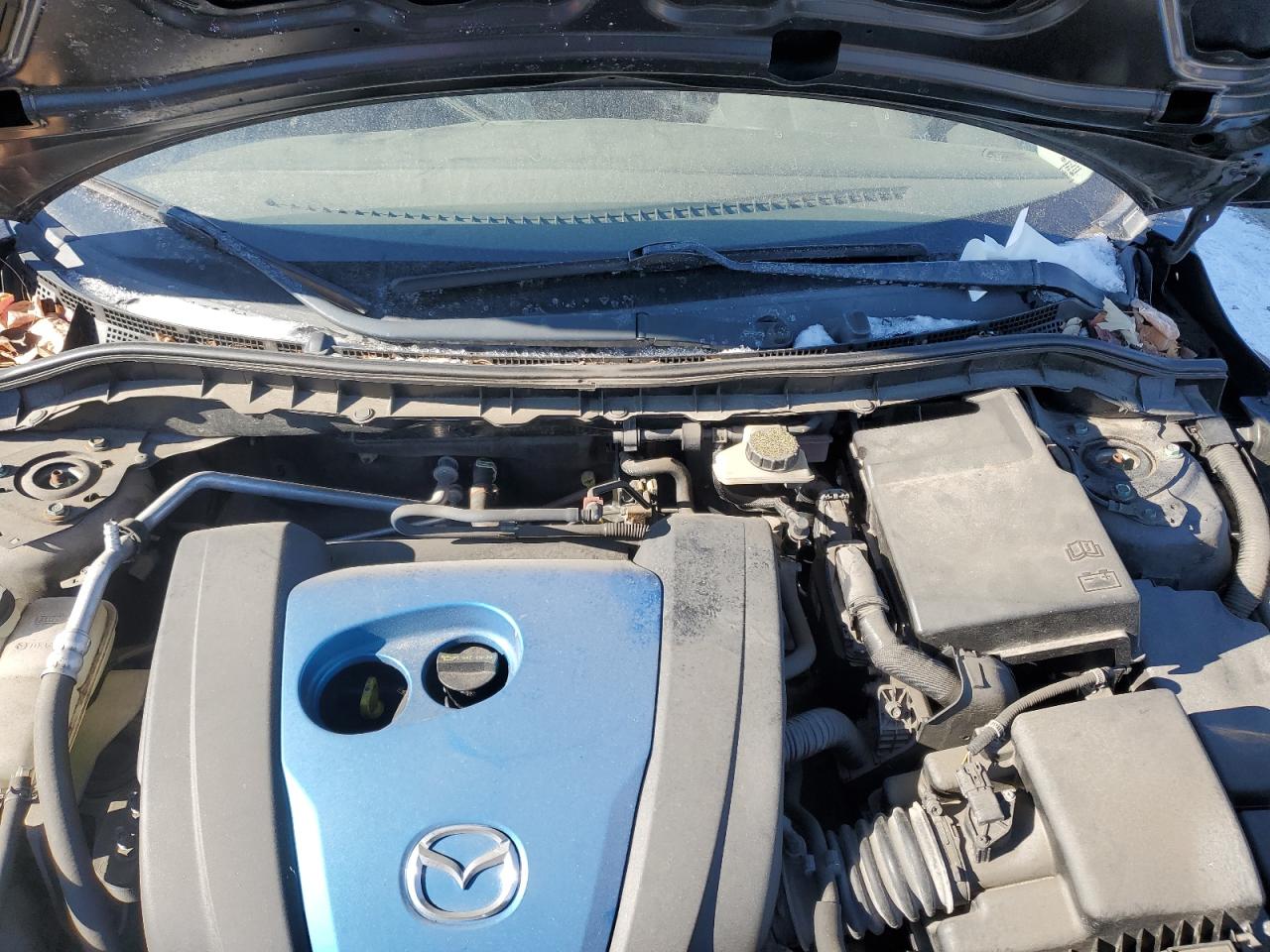 2013 Mazda 3 - Image 11