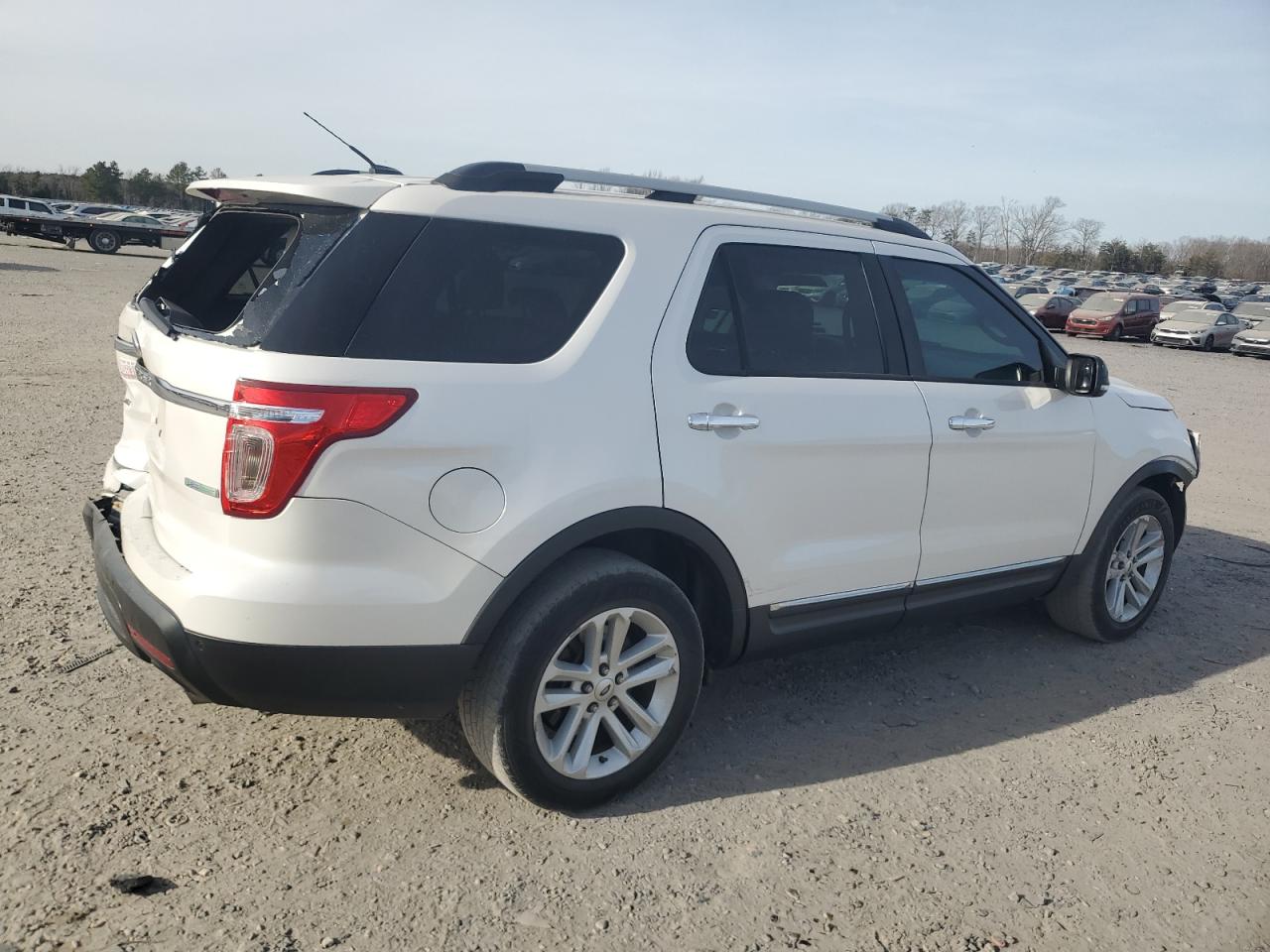 2013 Ford Explorer - Image 3