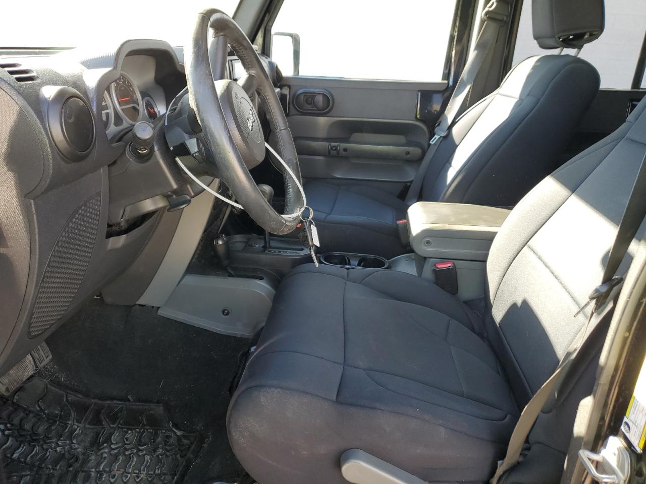 2010 Jeep Wrangler - Image 7