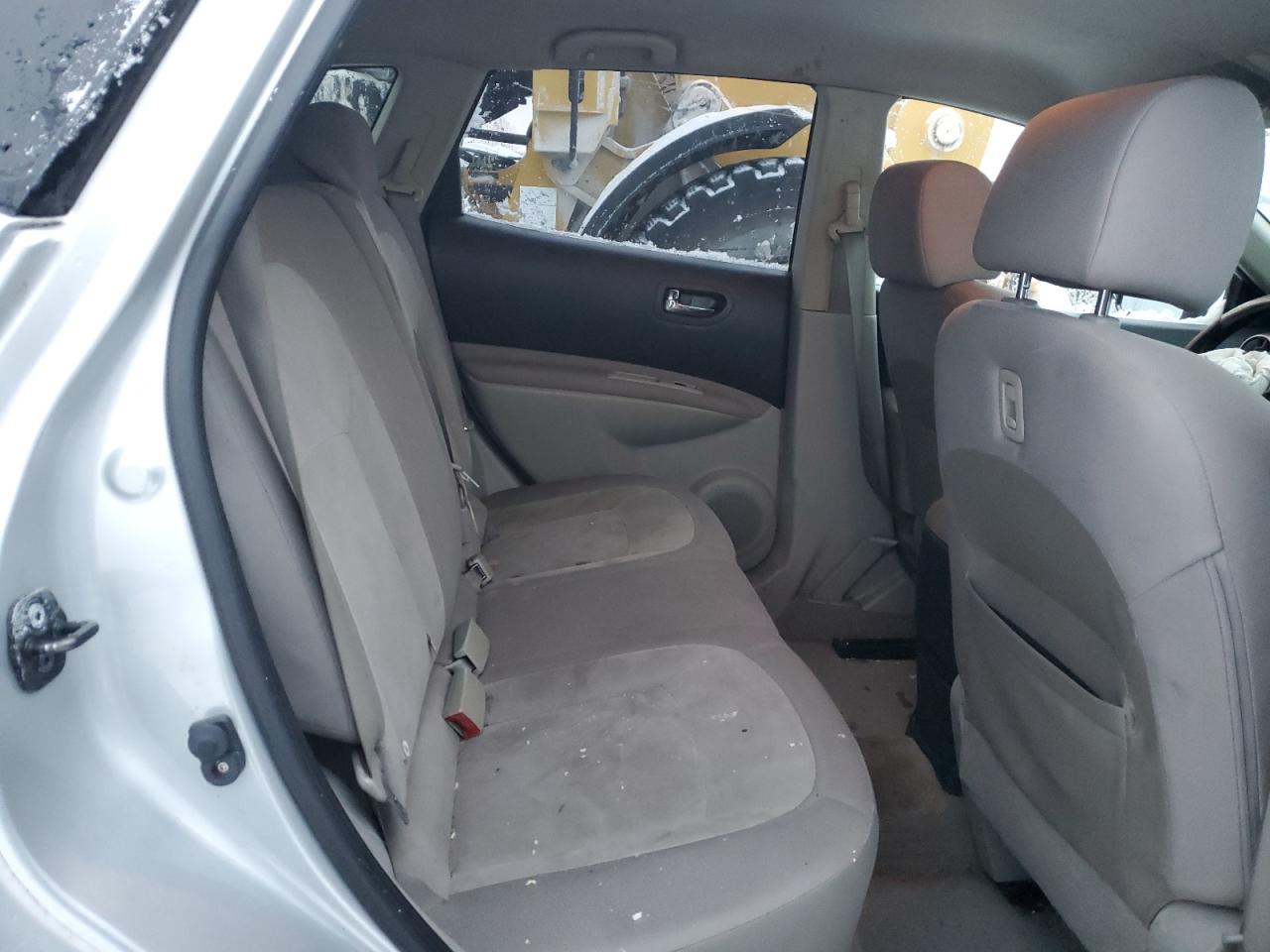 2010 Nissan Rogue - Image 11