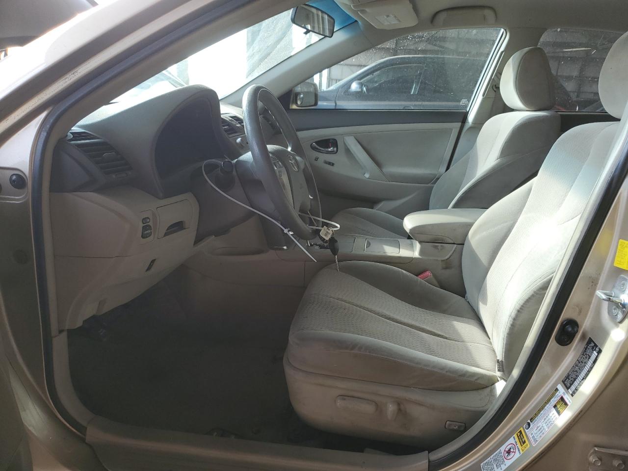 2011 Toyota Camry - Image 7