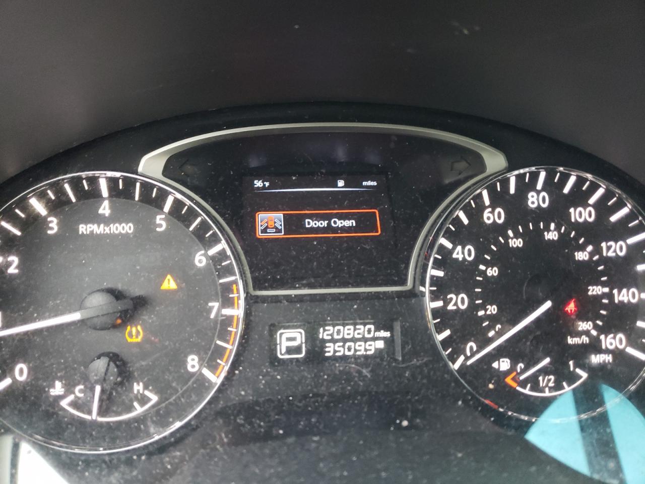 2015 Nissan Altima - Image 9