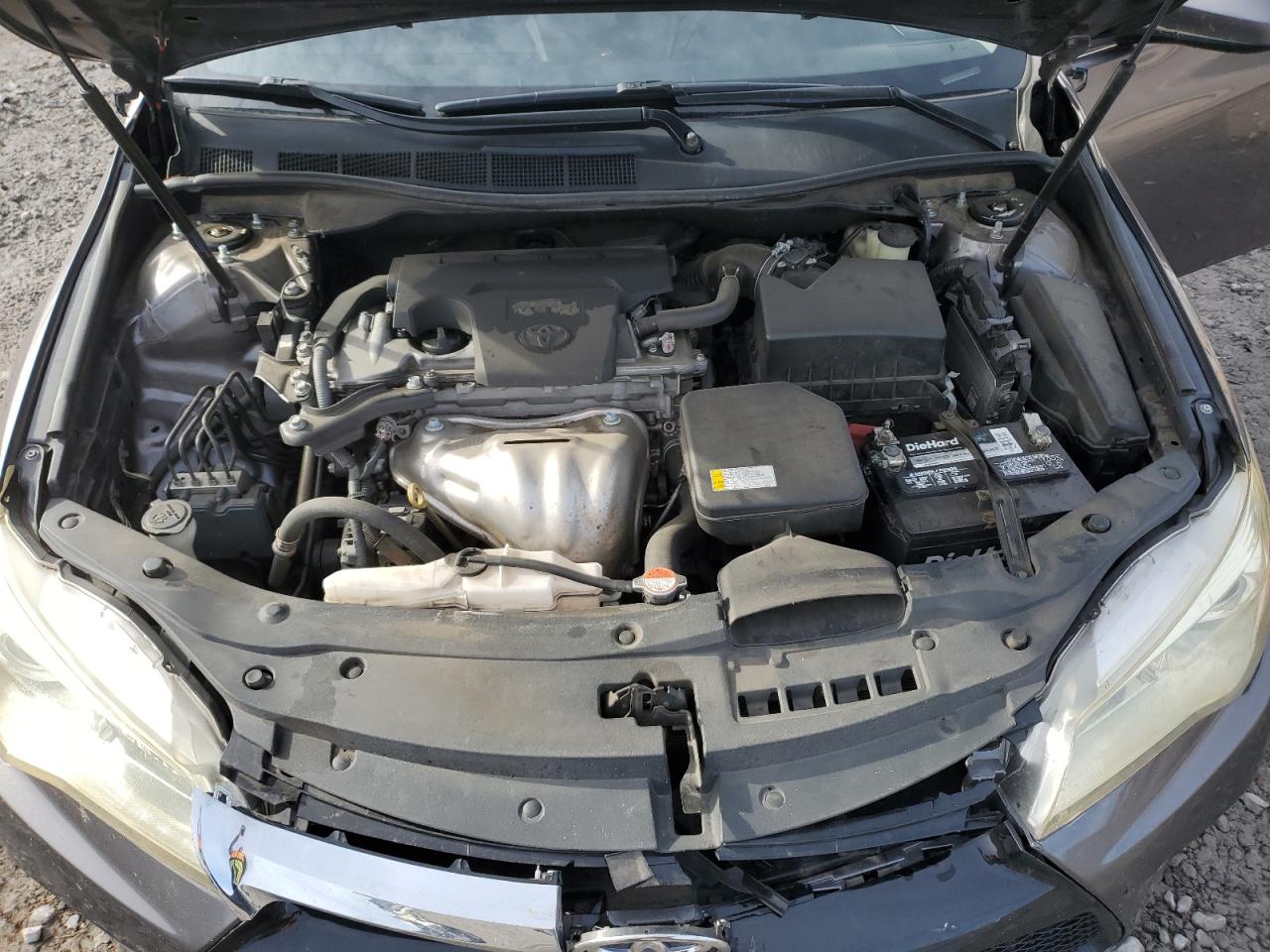 2016 Toyota Camry - Image 13
