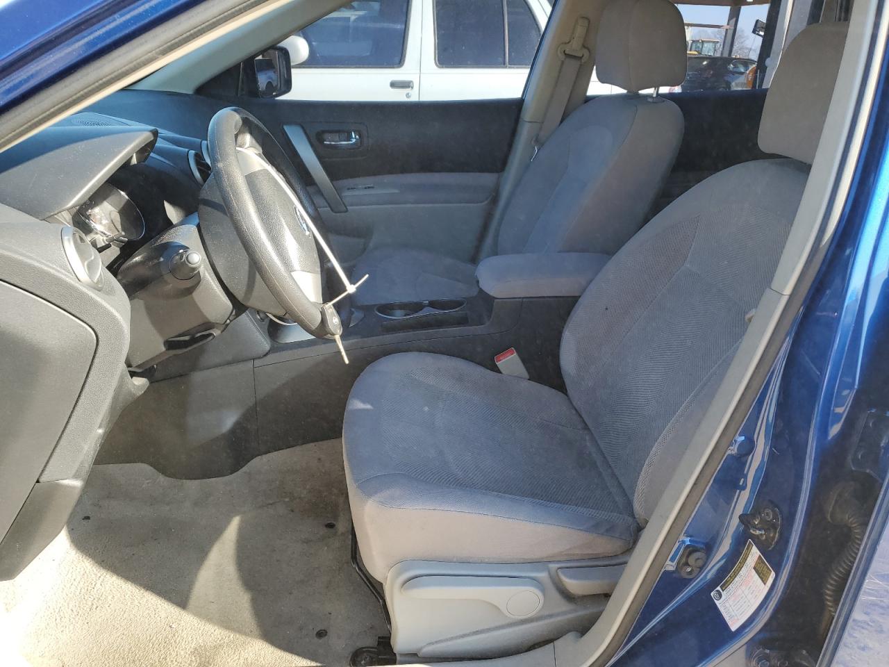 2011 Nissan Rogue - Image 7