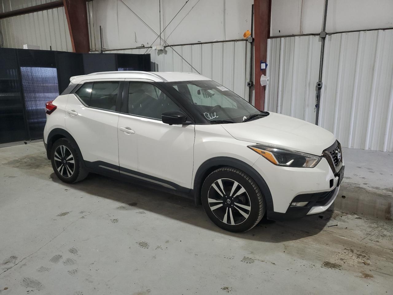 2020 Nissan Kicks - Image 4