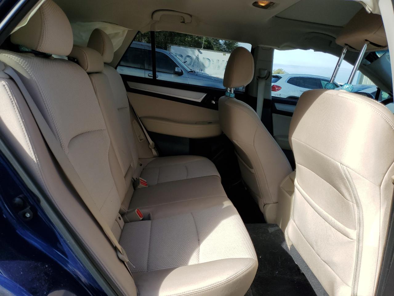 2015 Subaru Outback - Image 10