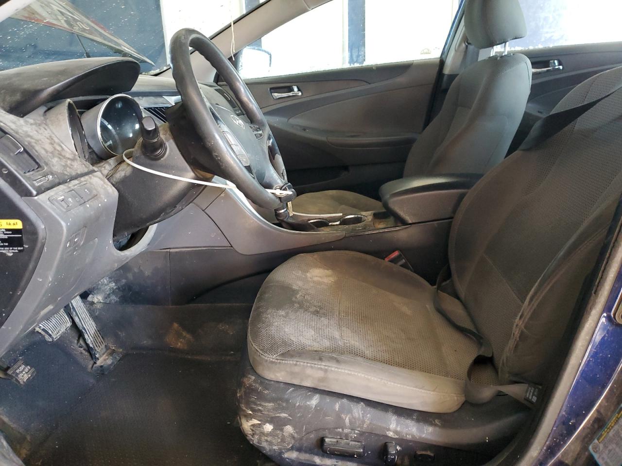 2013 Hyundai Sonata - Image 7