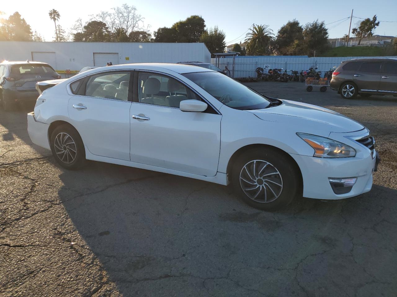 2014 Nissan Altima - Image 4