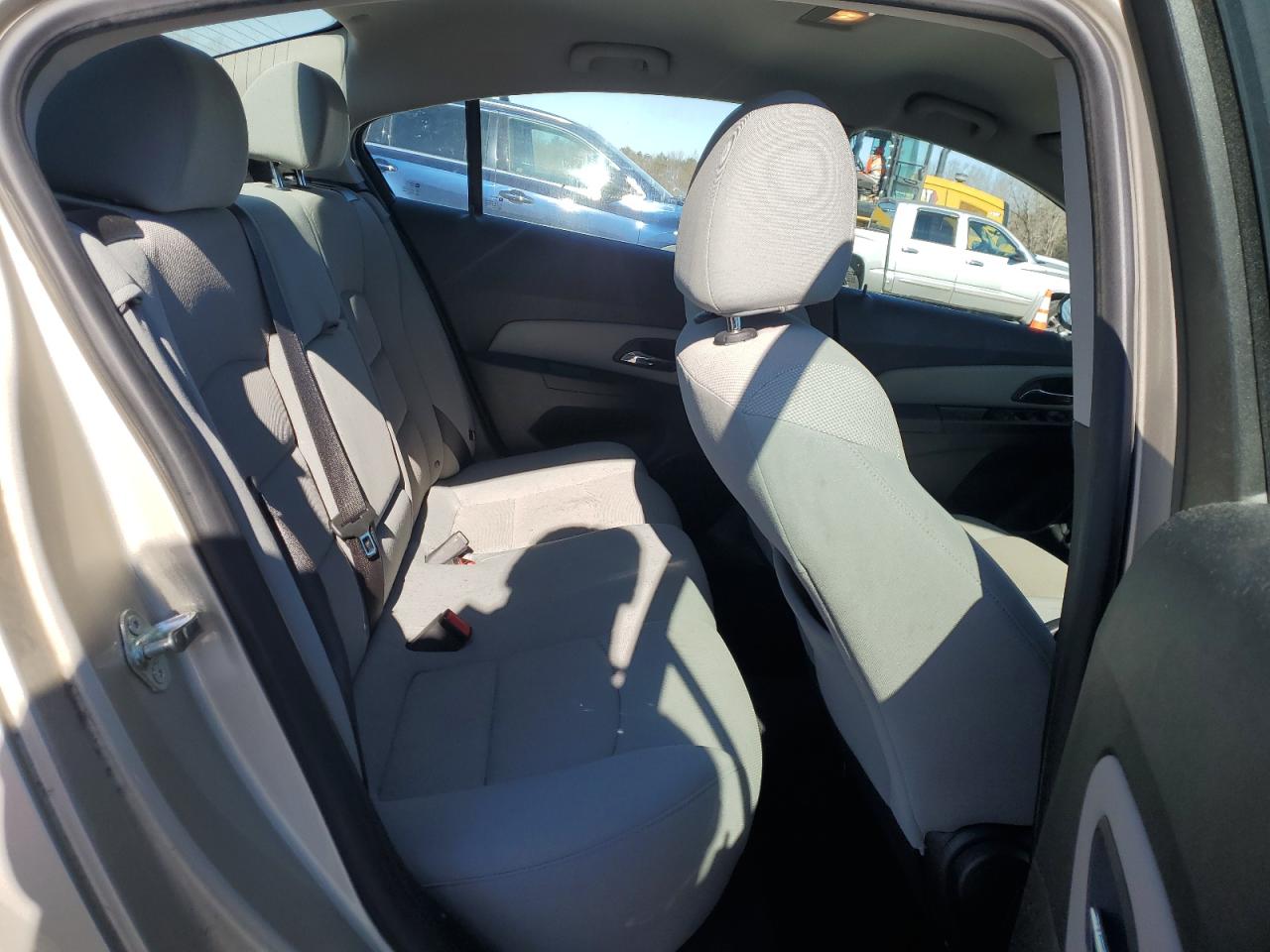 2014 Chevrolet Cruze - Image 10