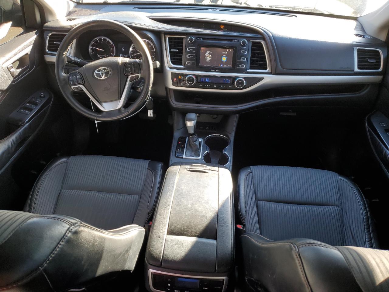 2015 Toyota Highlander - Image 8