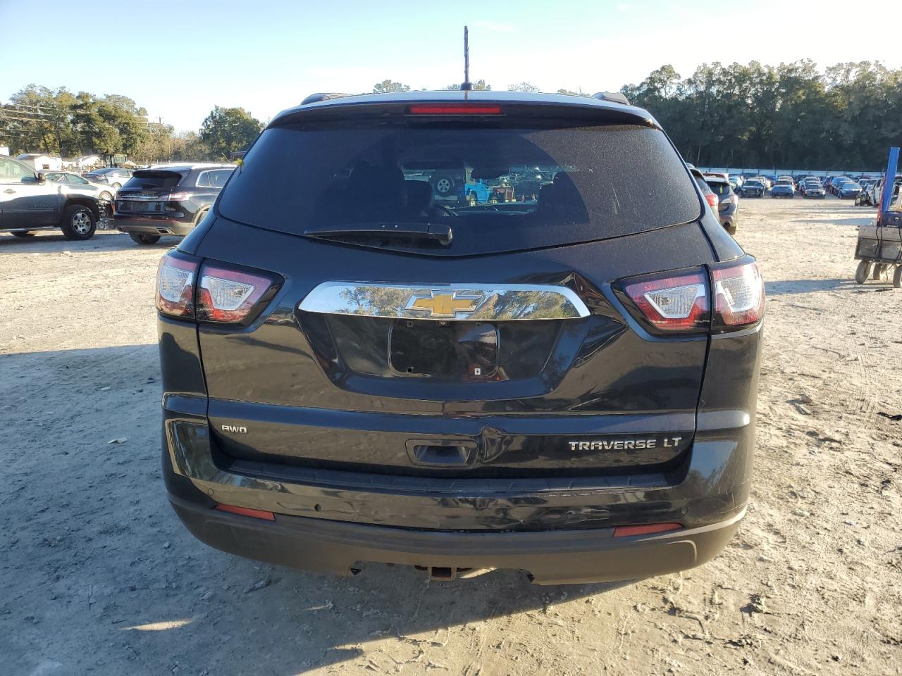 2014 Chevrolet Traverse - Image 6