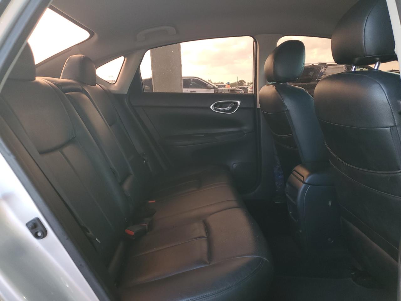 2017 Nissan Sentra - Image 10