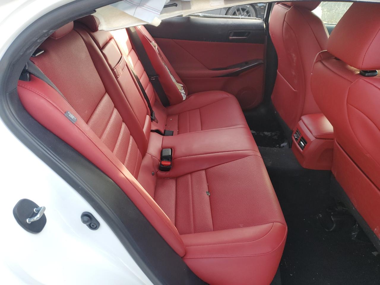 2024 Lexus IS - Image 10