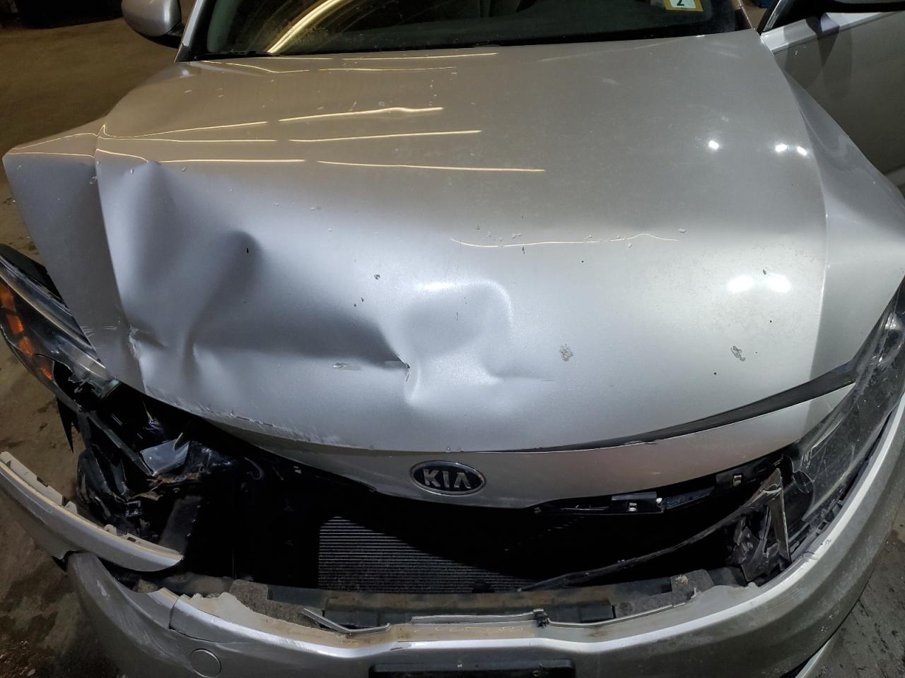 2011 Kia Optima - Image 11