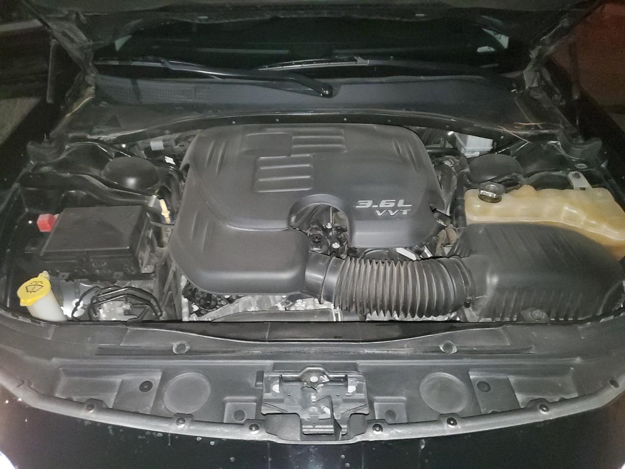 2018 Chrysler 300 Tourin VIN: 327162 Lot: 42861125