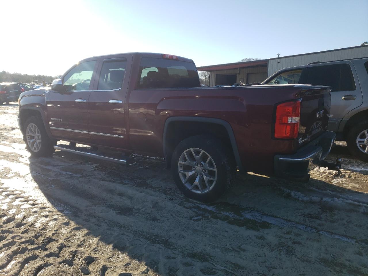 2014 GMC Sierra - Image 2