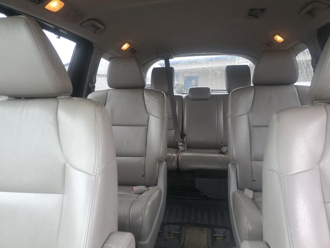 2014 Honda Odyssey - Image 10
