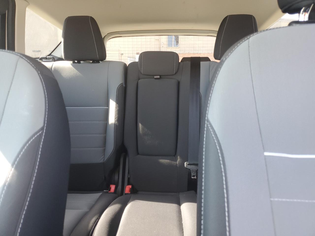 2015 Ford Escape - Image 10