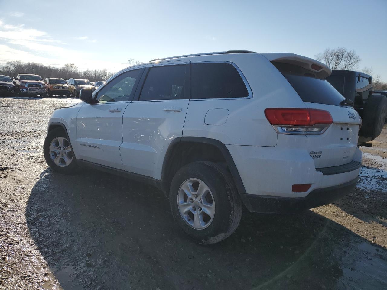 2014 Jeep Grand Cherokee - Image 2