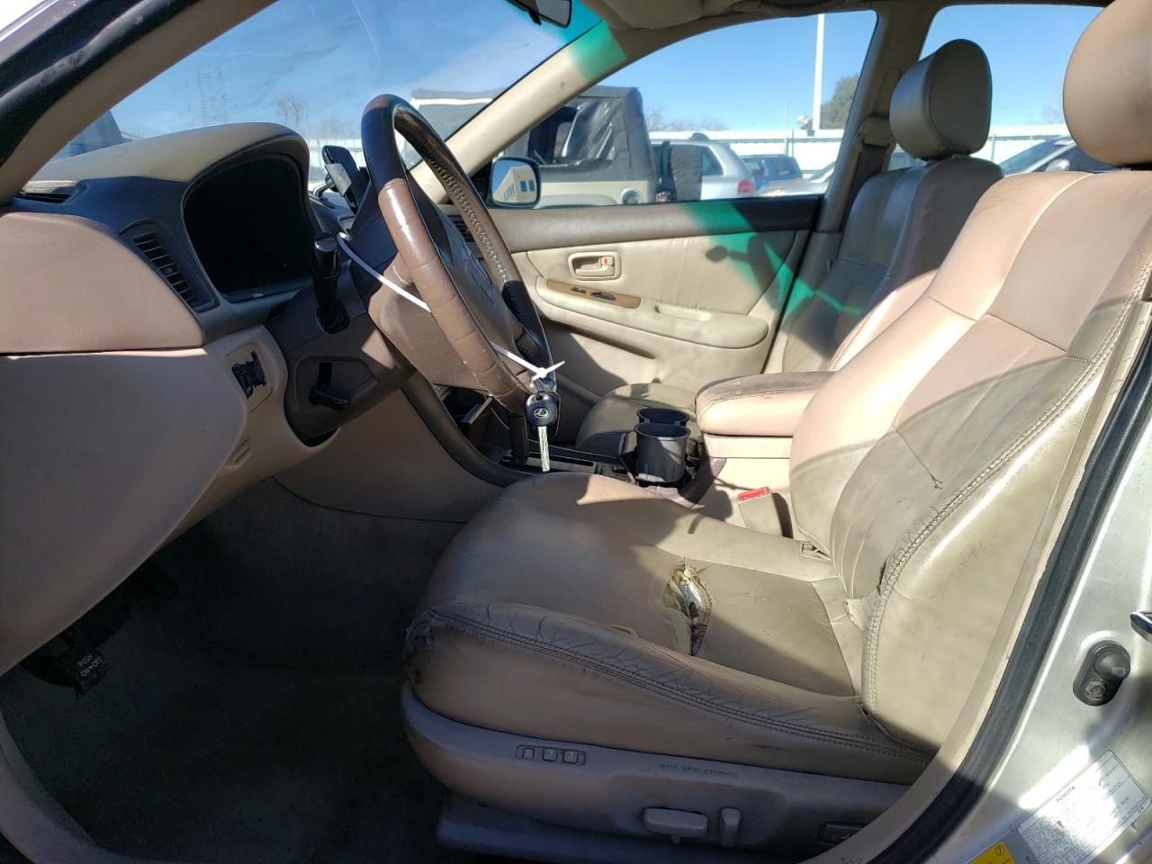 1999 Lexus ES - Image 7