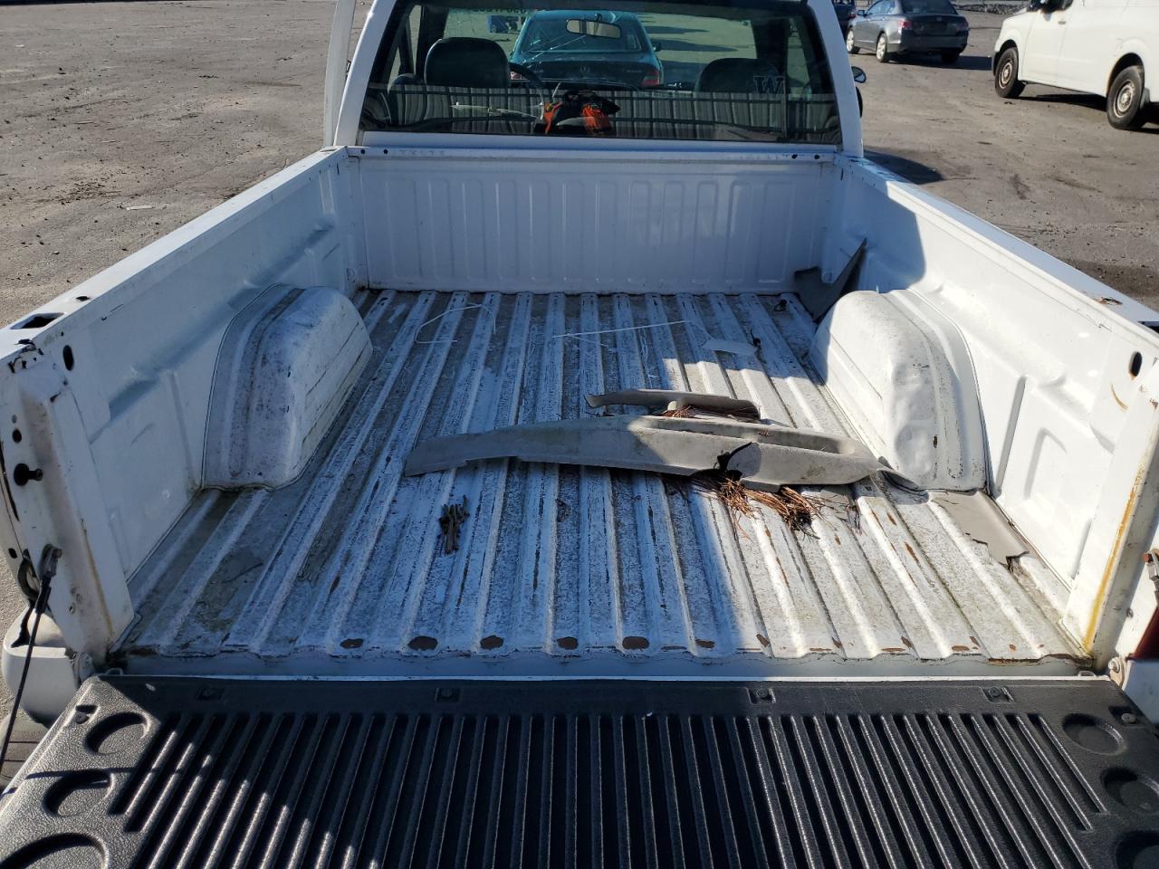 2002 Chevrolet Silverado - Image 10