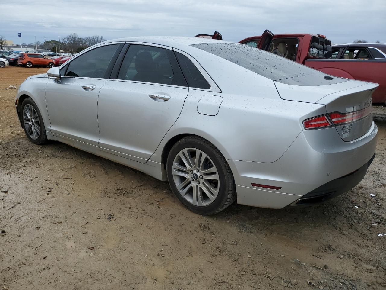 2016 Lincoln MKZ - Image 2