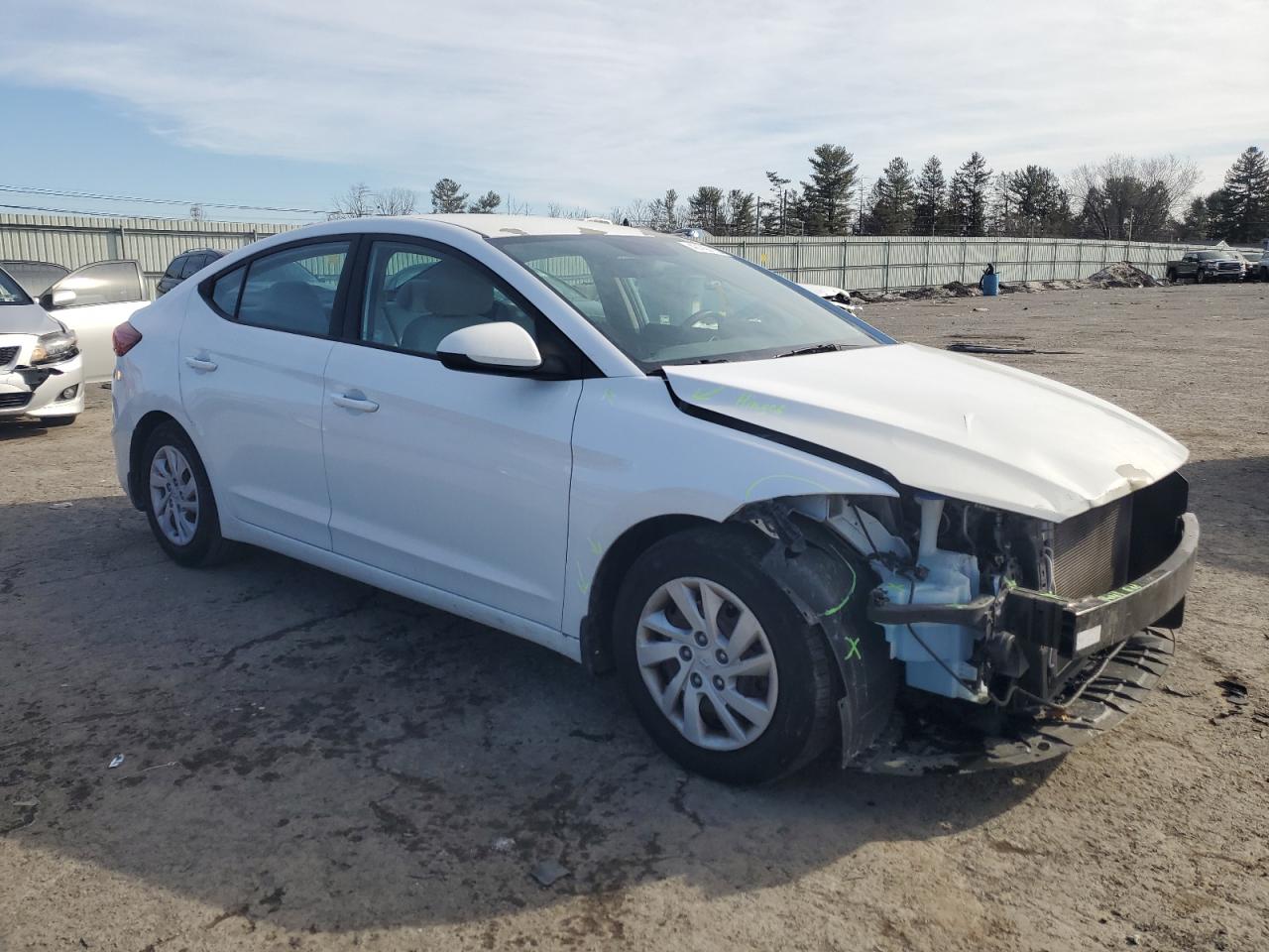 2018 Hyundai Elantra - Image 4