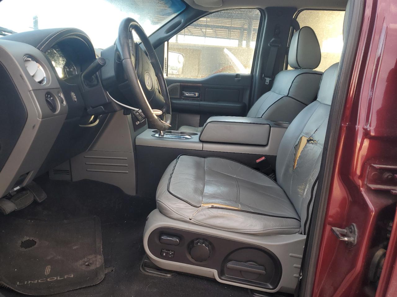 2006 Lincoln Mark Lt VIN: 5LTPW18536FJ22731 Lot: 43052055