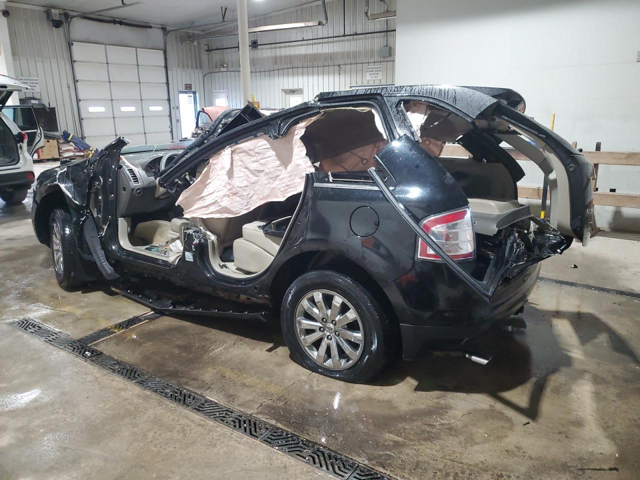 2008 Ford Edge - Image 2