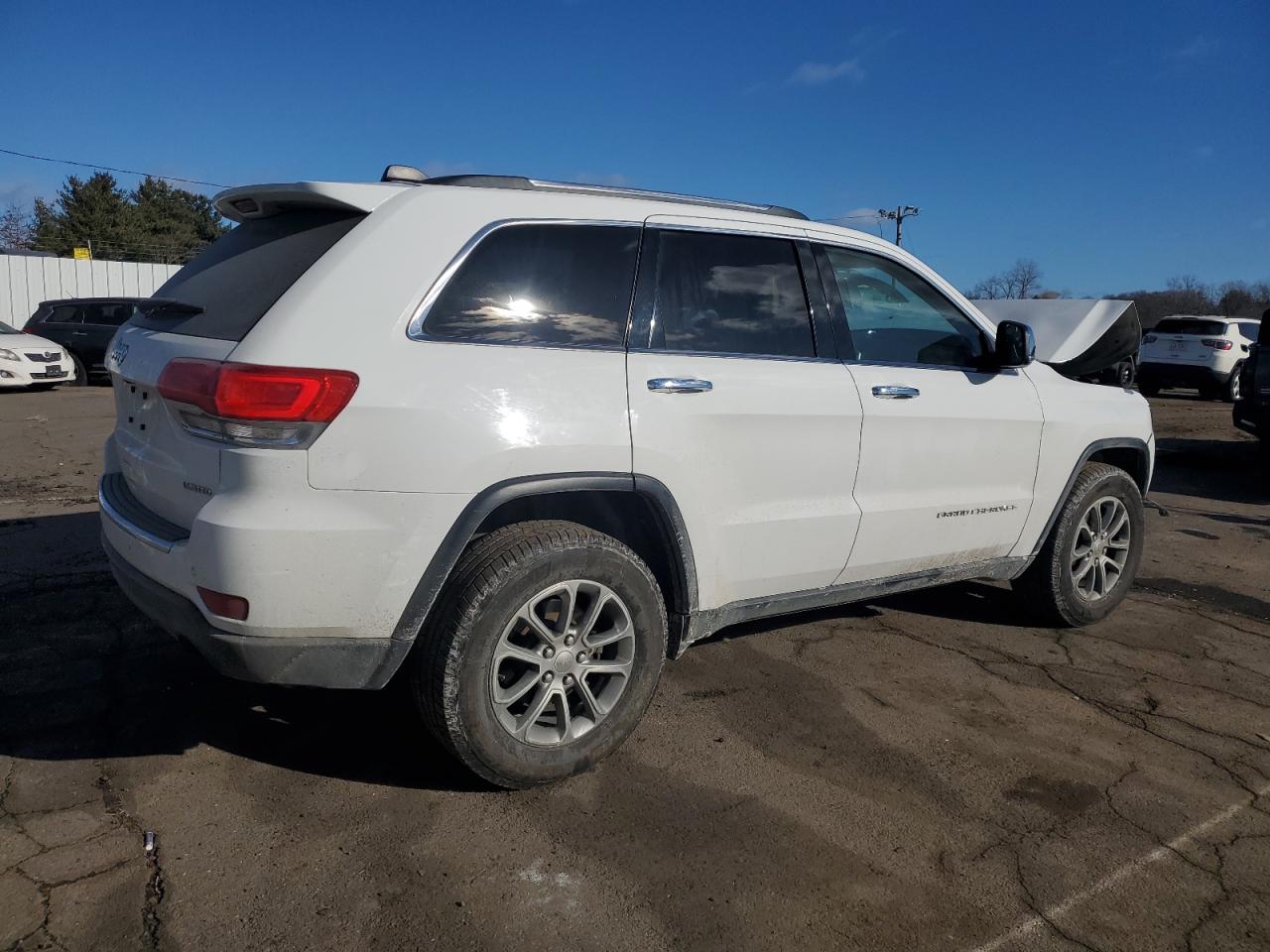 2015 Jeep Grand Cherokee - Image 3
