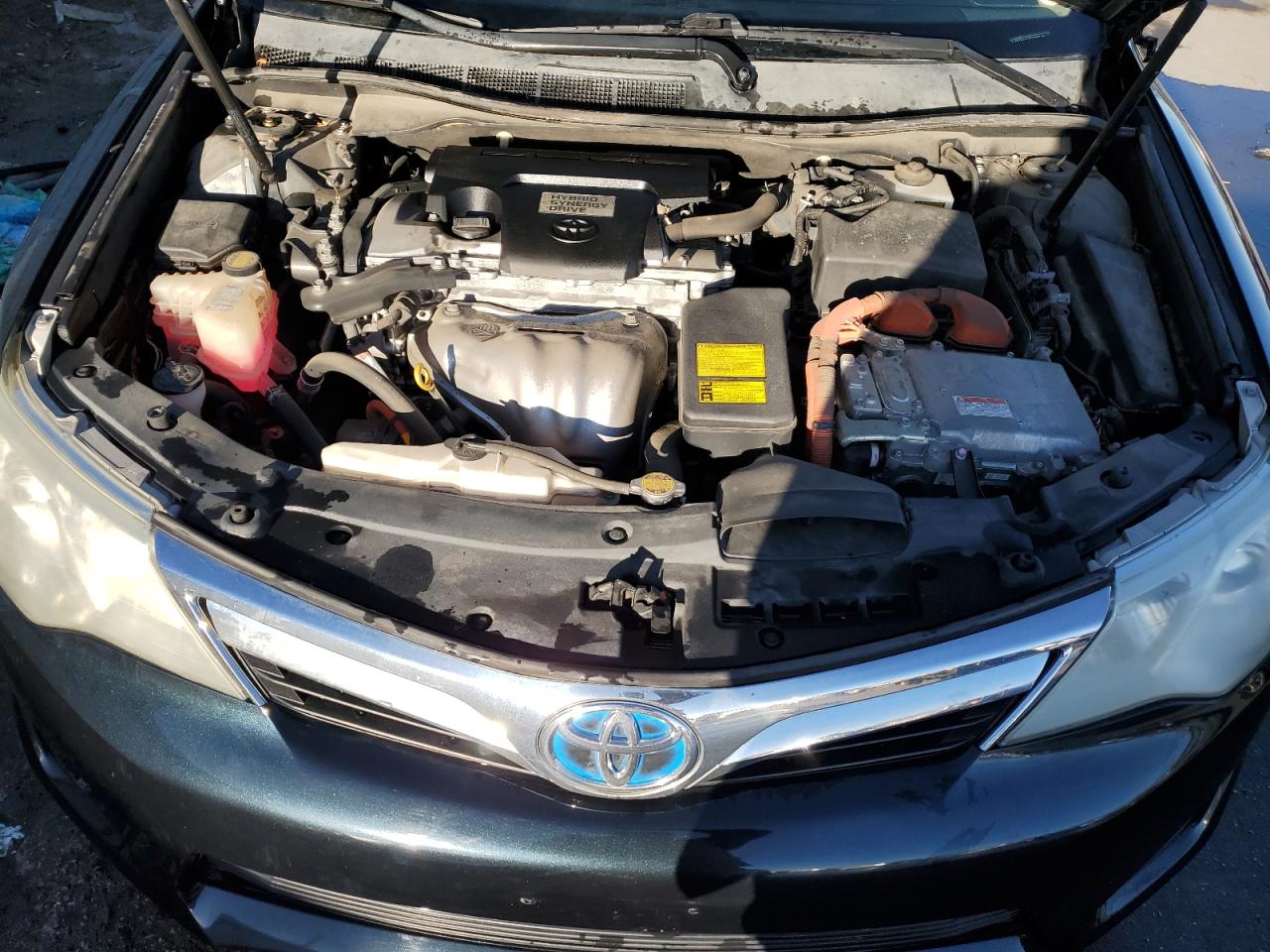 2012 Toyota Camry - Image 11