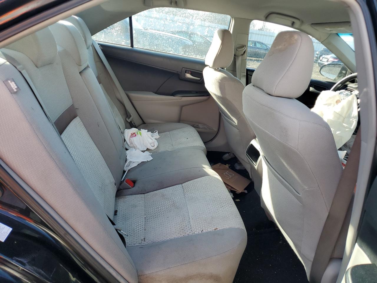 2014 Toyota Camry - Image 10