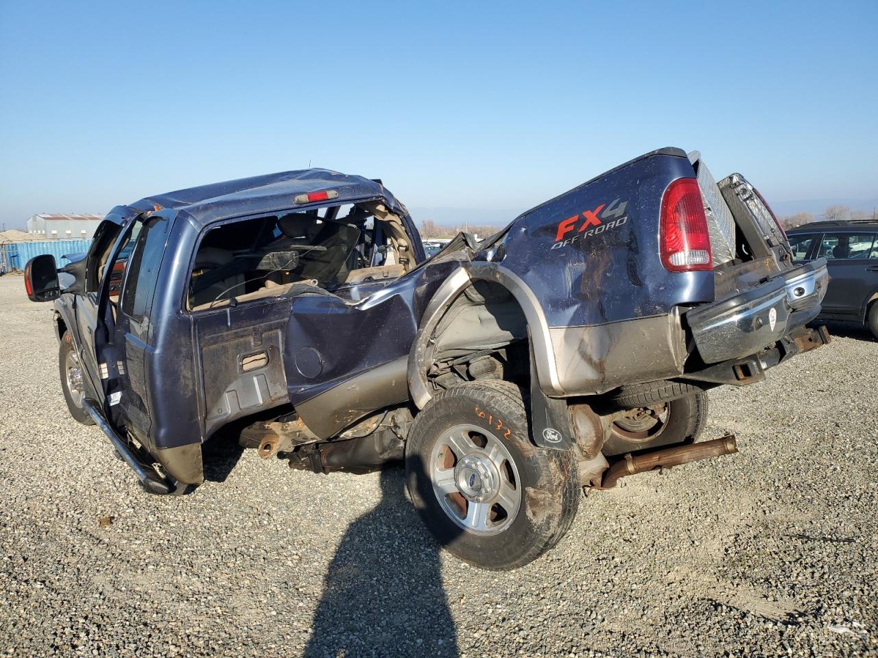 2005 Ford F350 - Image 2