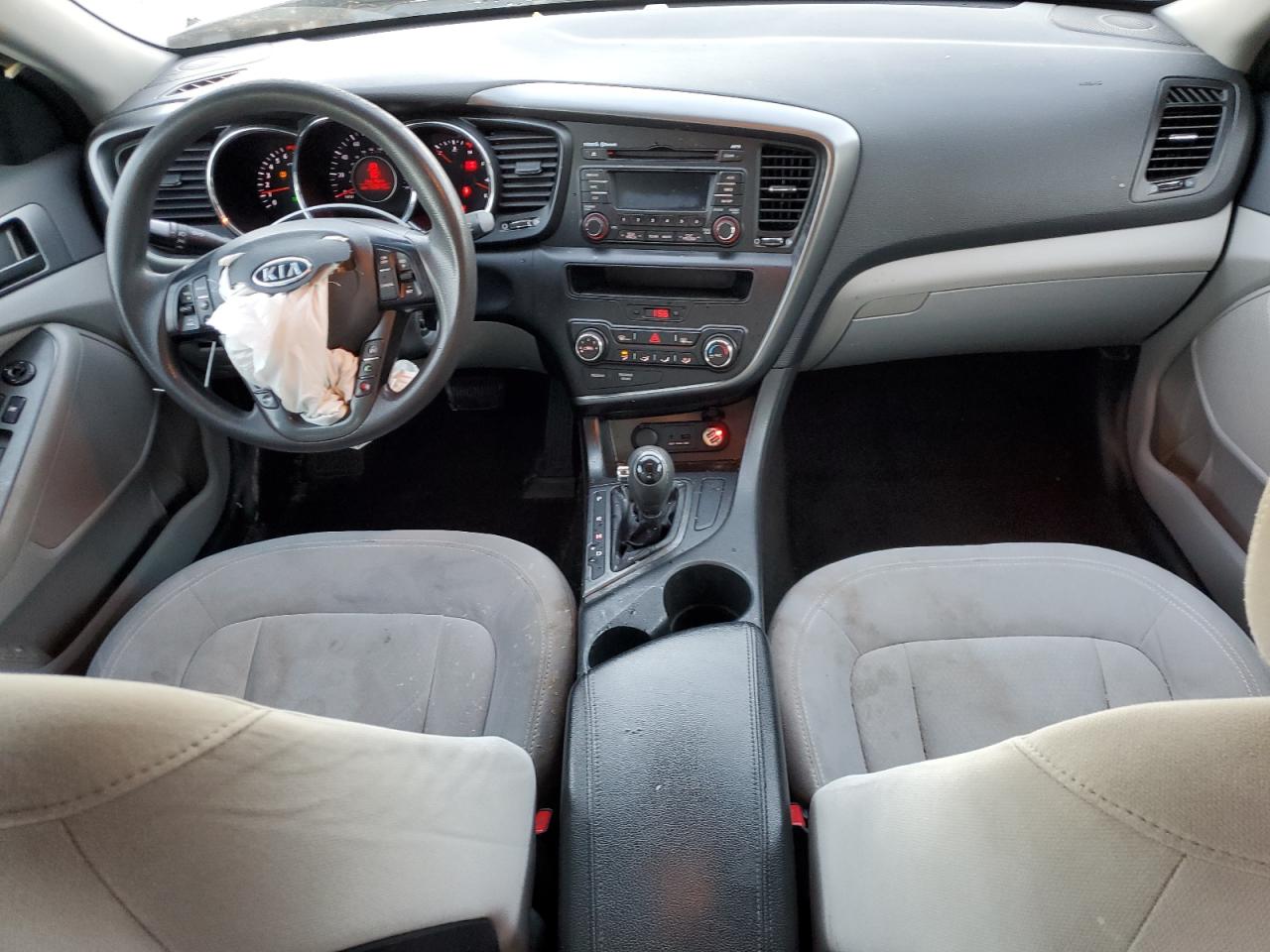 2011 Kia Optima - Image 8