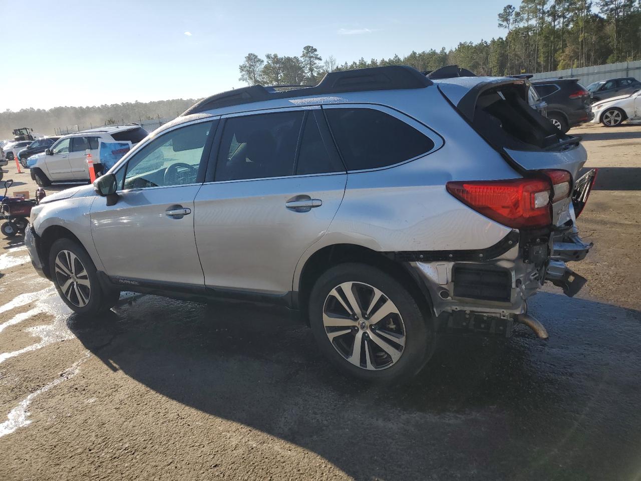 2019 Subaru Outback - Image 2