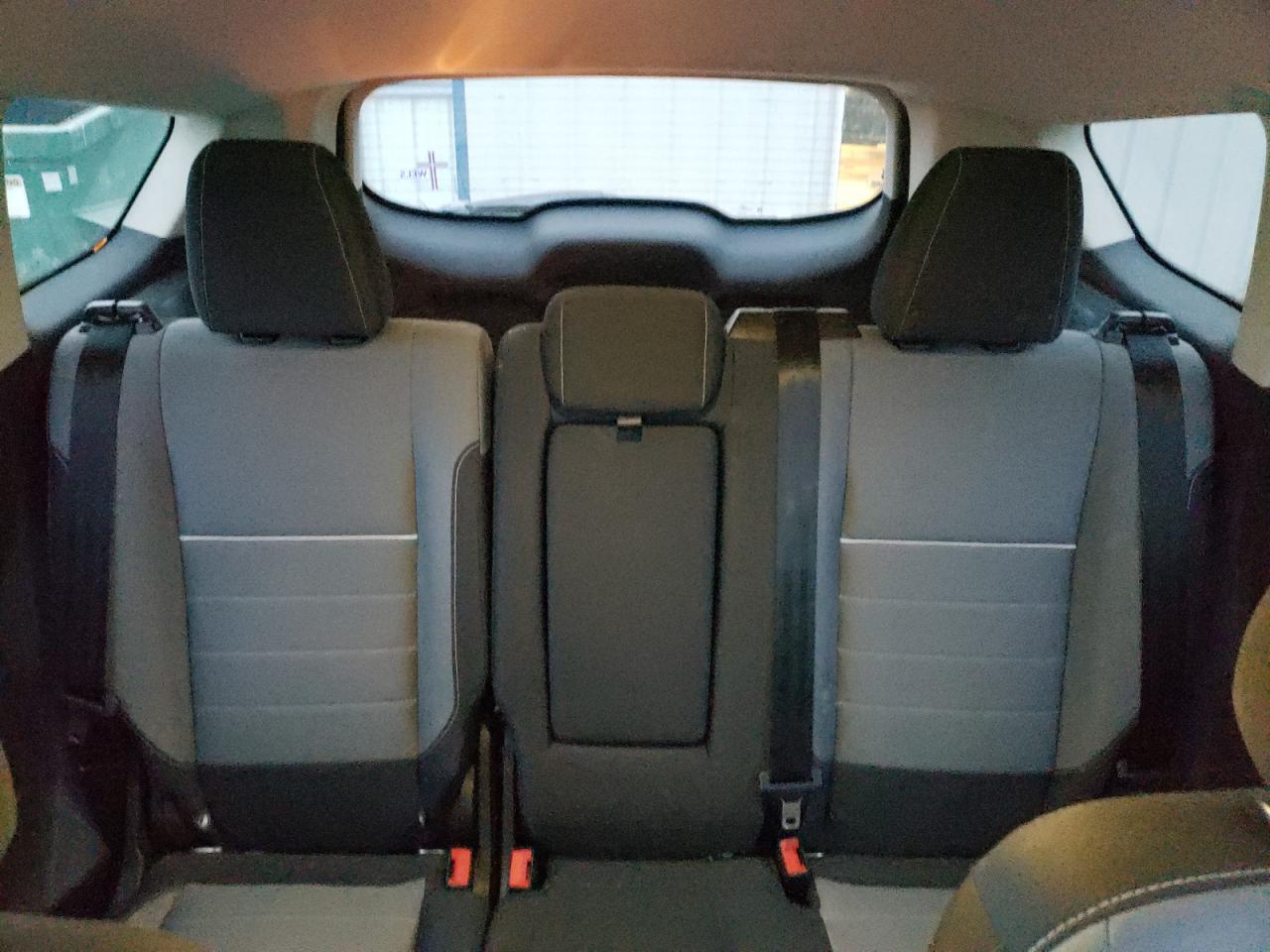 2015 Ford Escape - Image 10