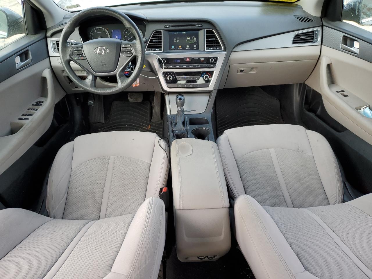 2016 Hyundai Sonata - Image 8