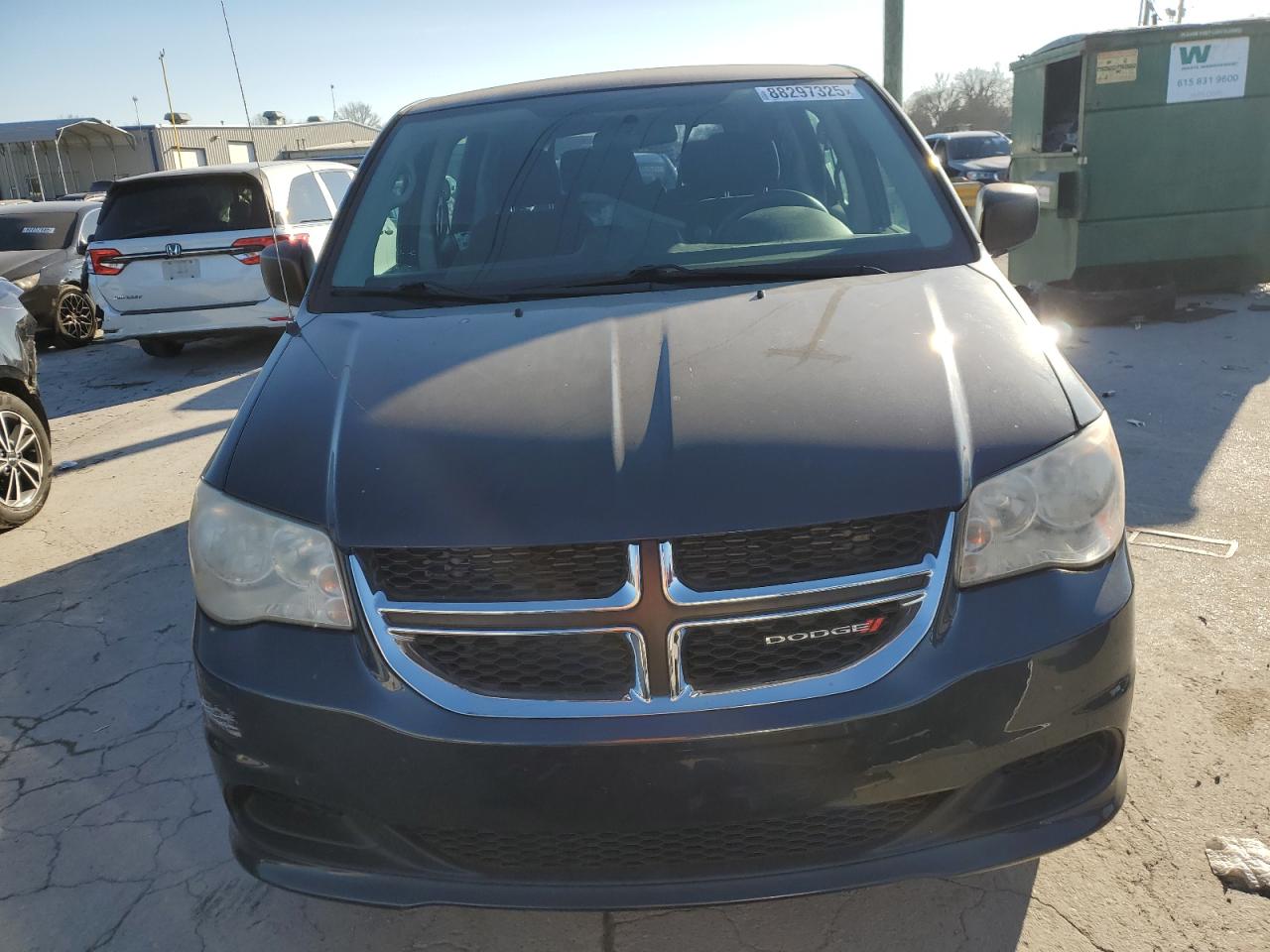 2014 Dodge Caravan - Image 5