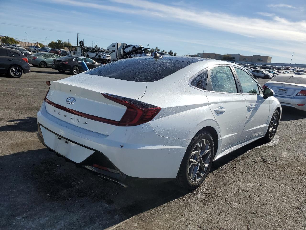 2020 Hyundai Sonata - Image 3