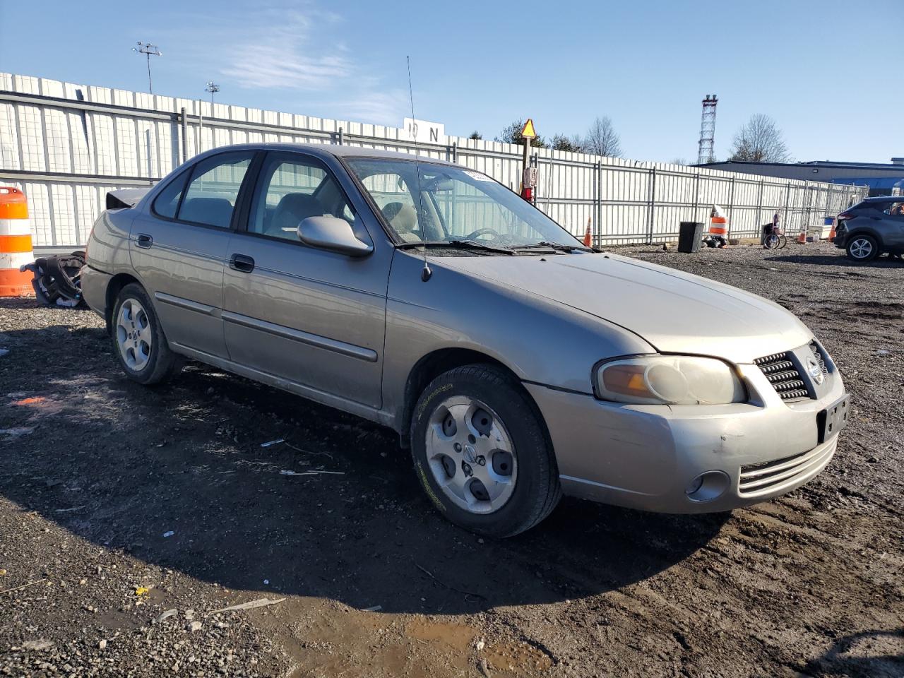 2005 Nissan Sentra - Image 4