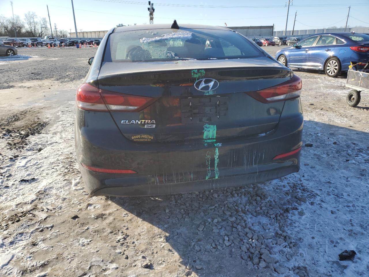 2017 Hyundai Elantra - Image 6