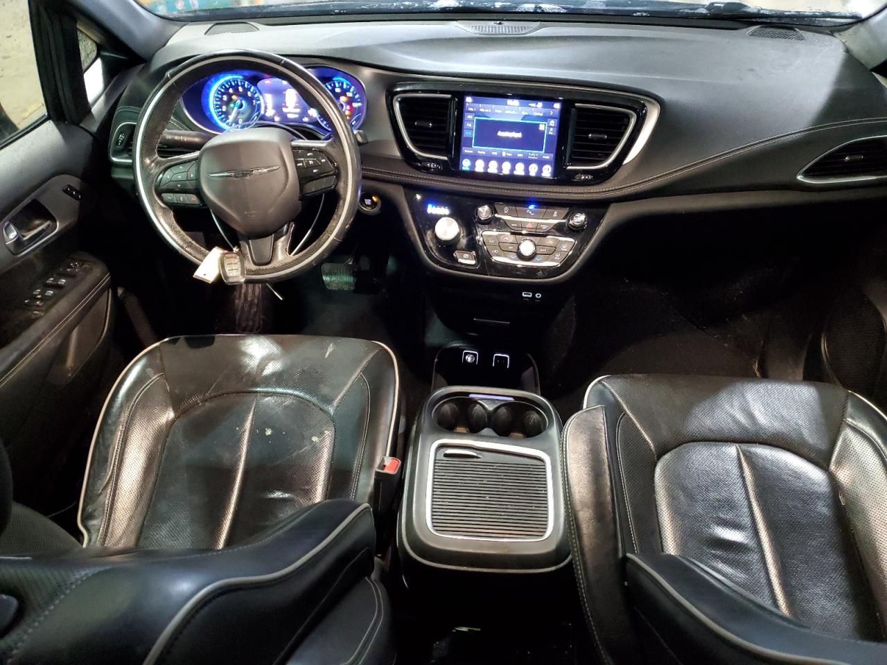 2019 Chrysler Pacifica - Image 8