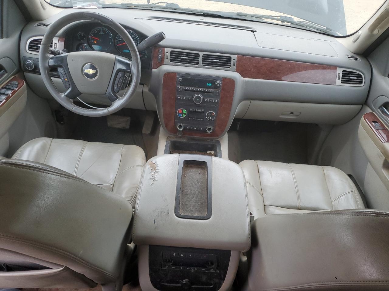 2010 Chevrolet Tahoe - Image 8