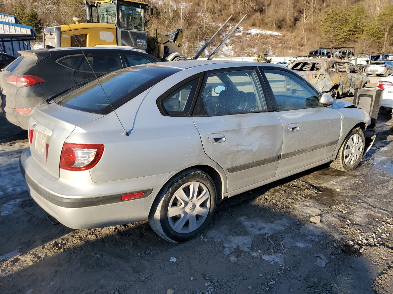 2005 Hyundai Elantra - Image 3