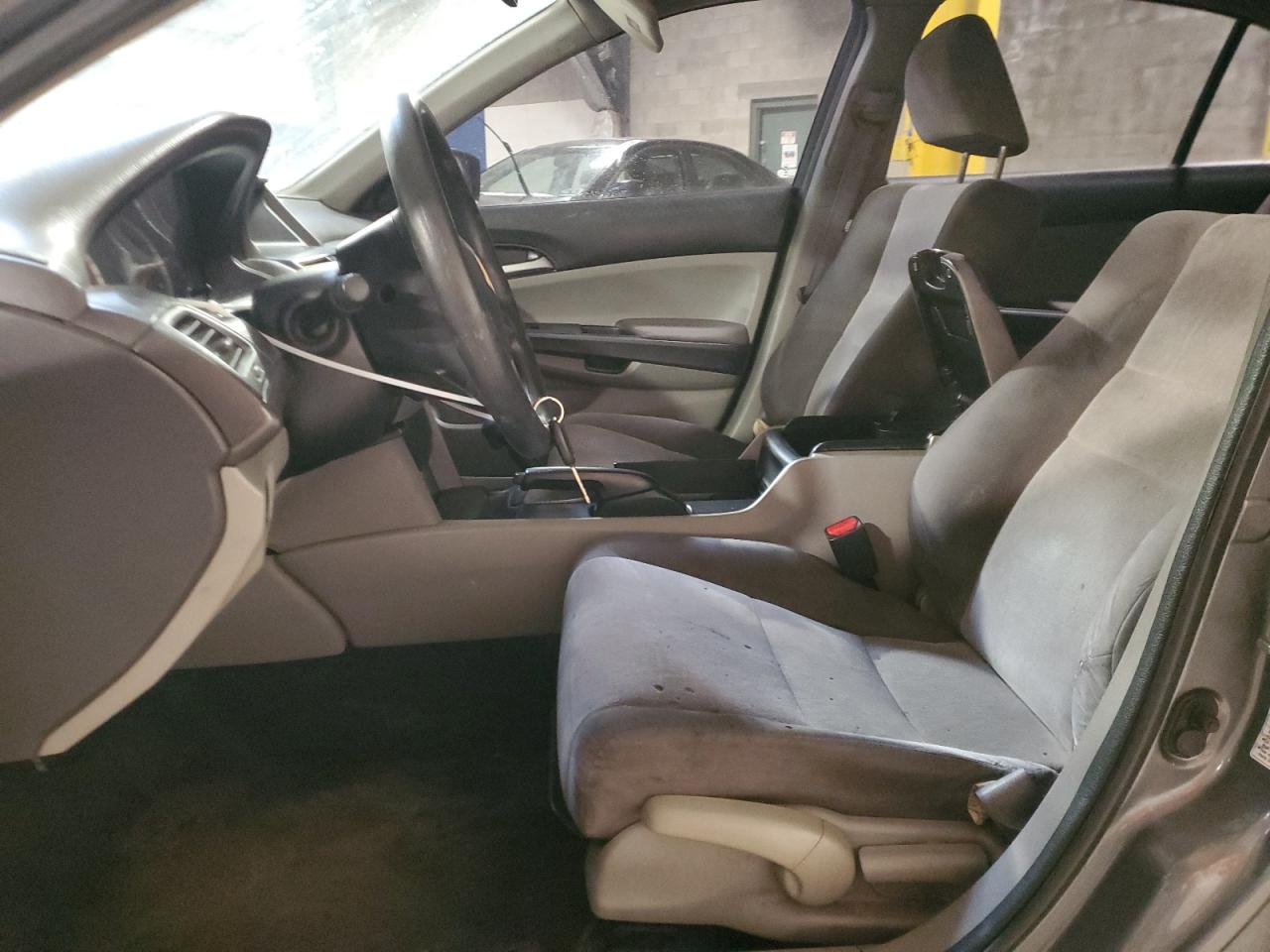 2010 Honda Accord - Image 7