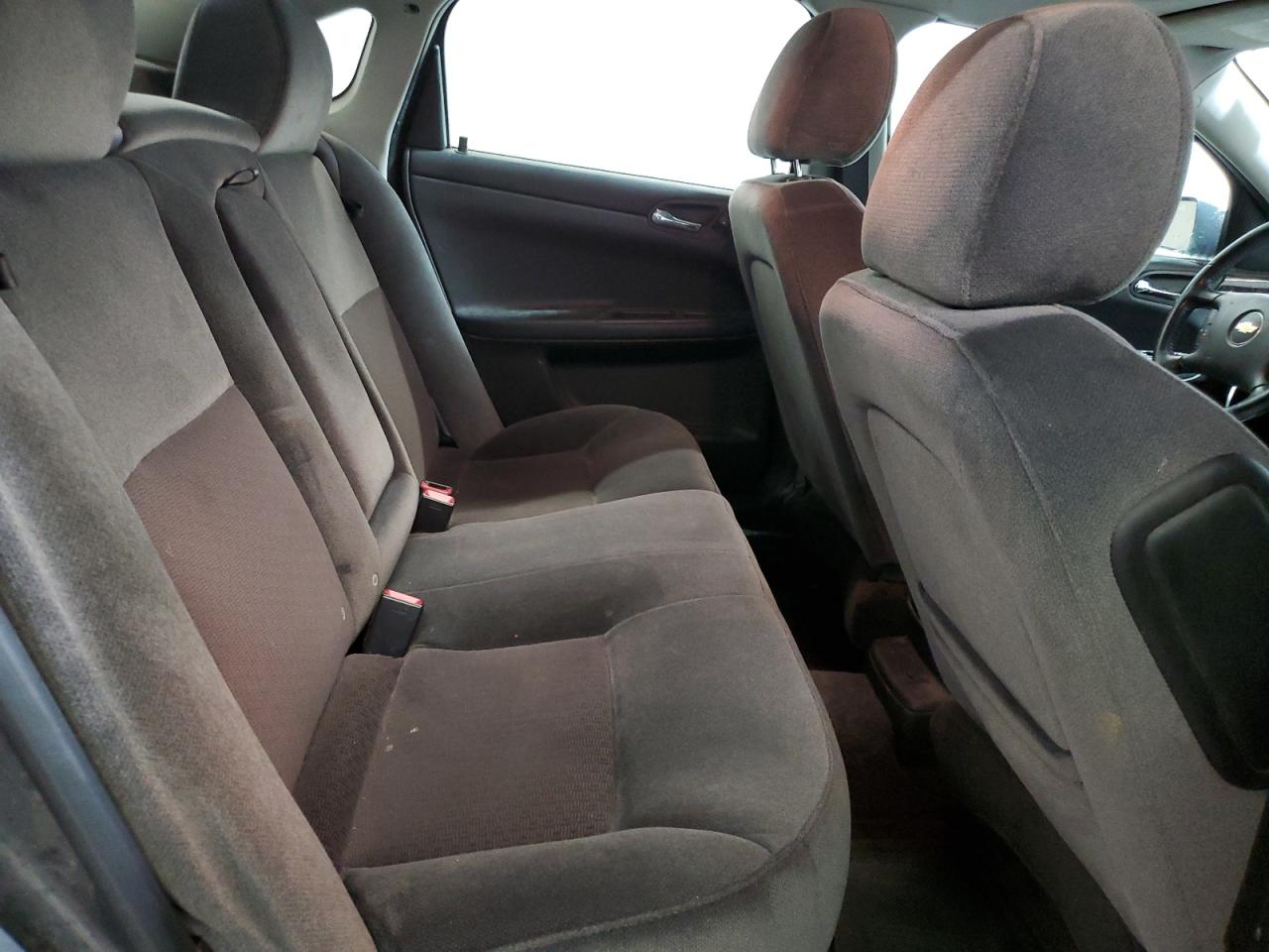 2012 Chevrolet Impala - Image 10