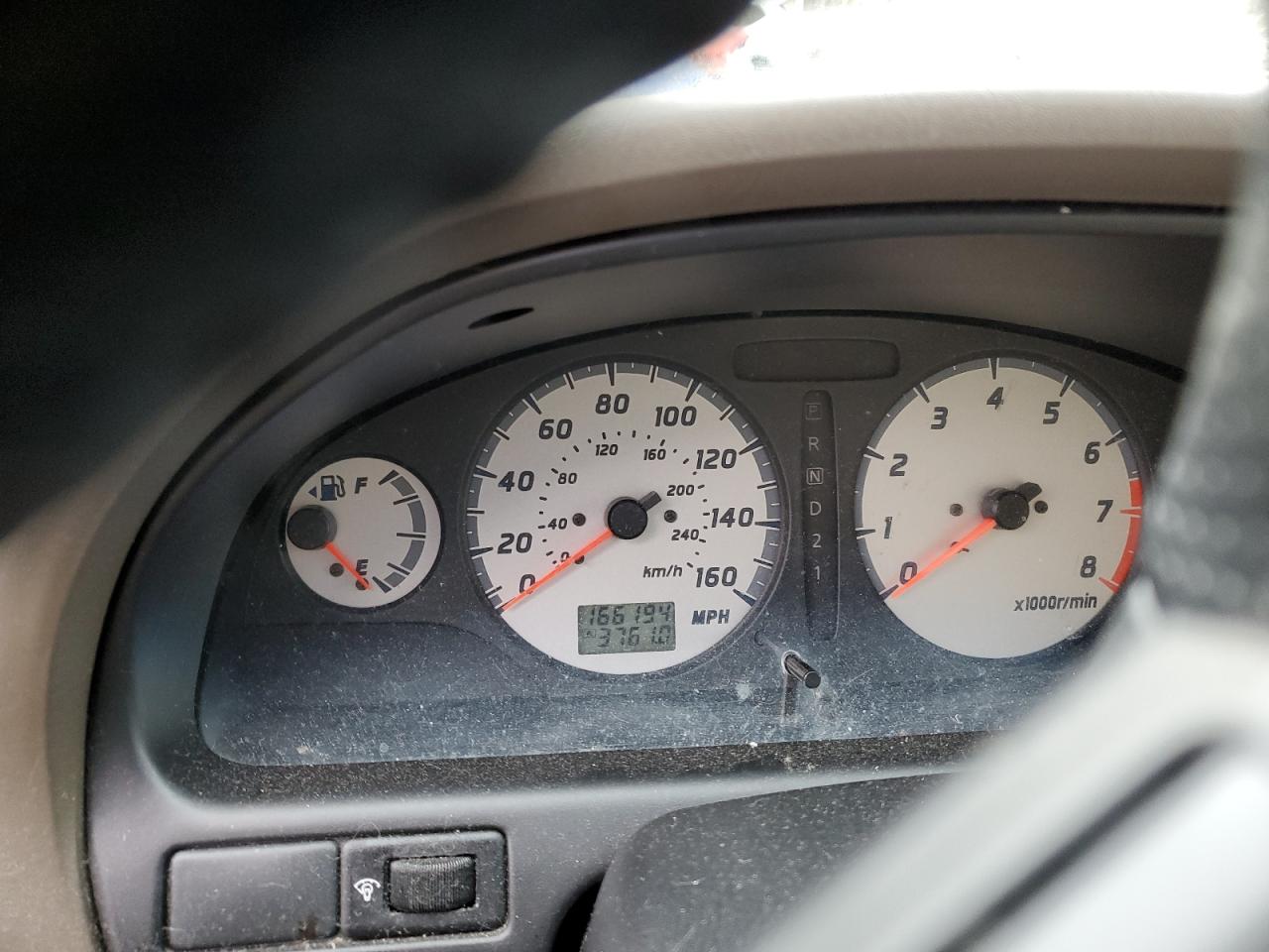2001 Nissan Maxima - Image 9
