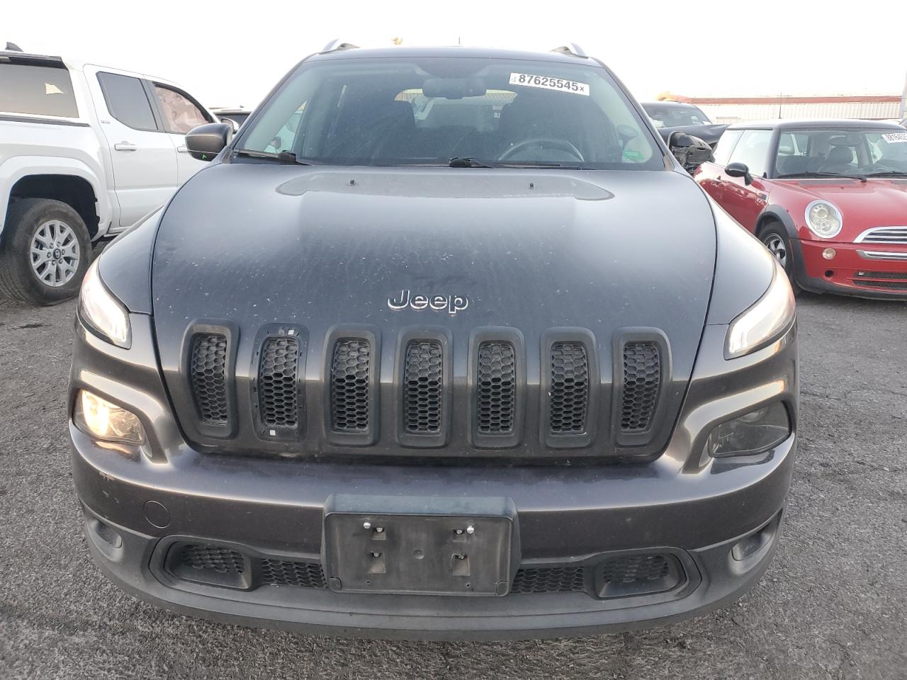 2015 Jeep Grand Cherokee - Image 5